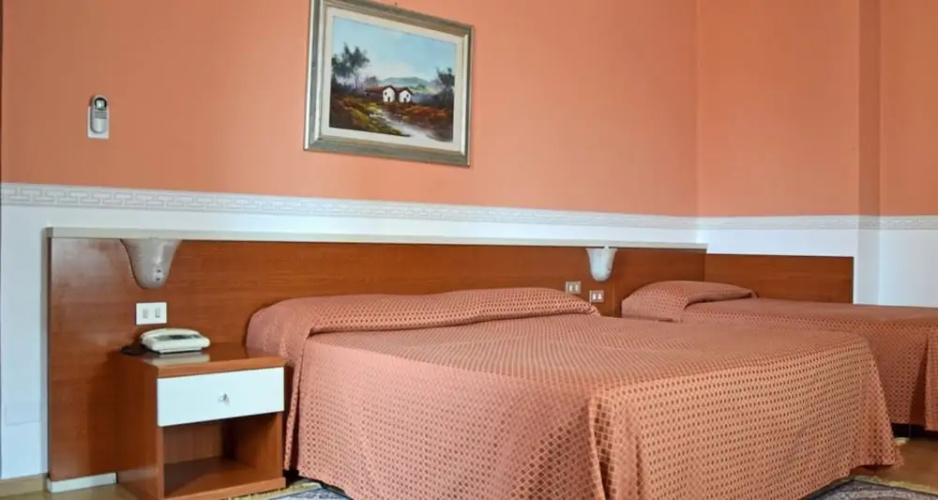 Hotel Genova