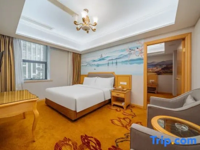 Deluxe Double Suite