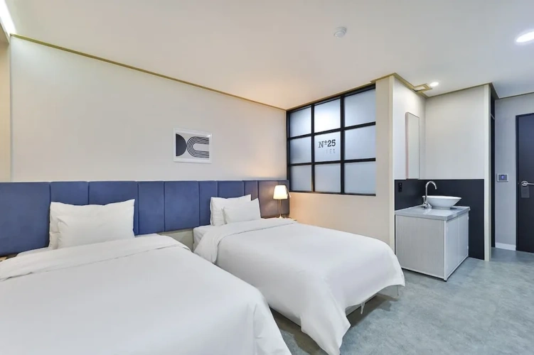 Standard Twin Family room