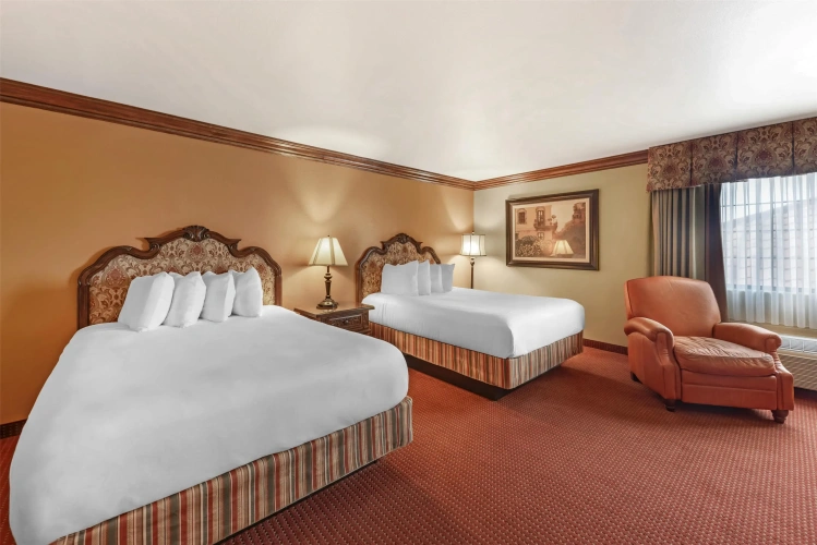 Quadruple Suite