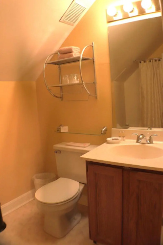 The Lincoln Short North B&B