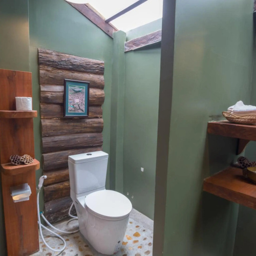 Bong Thom Forest Lodge