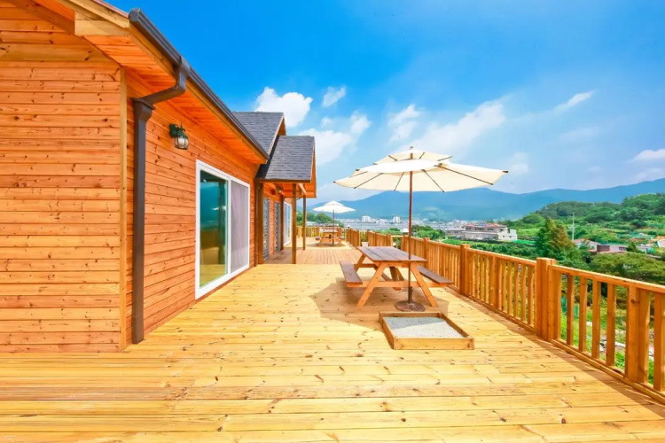 Keojae Daehyang Pension