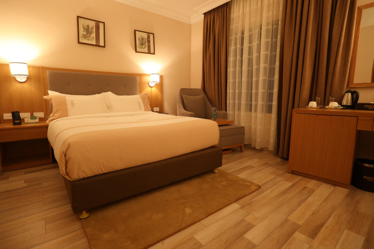 Mado Hotel