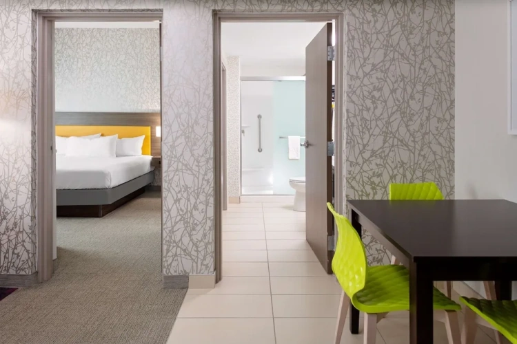1 Bedroom Suite