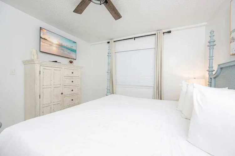 Wind Drift 310s 2 Bedroom Condo