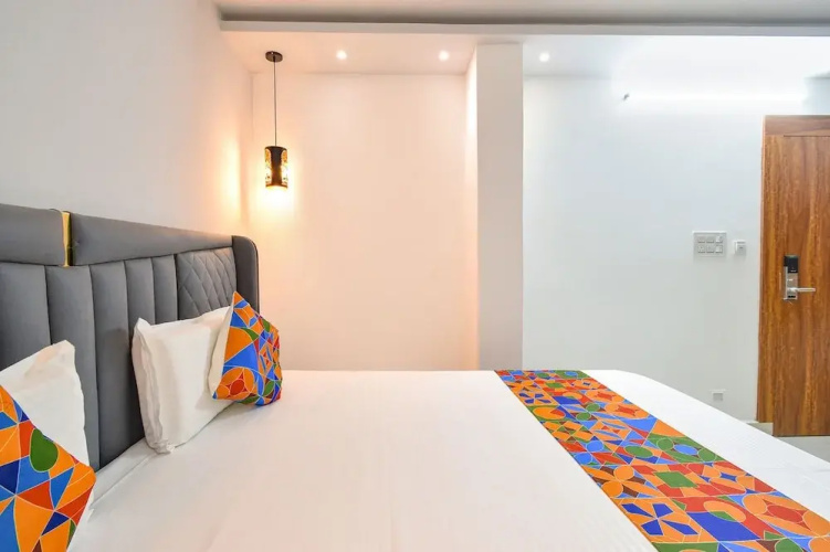 Fabhotel Srs Grand