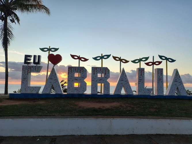 Pousada Tropicália Tranquilid. Beira Mar - Bahia (estado)