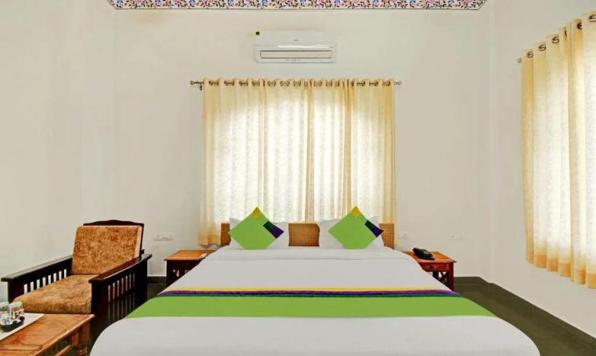 Treebo Khakhri Haveli