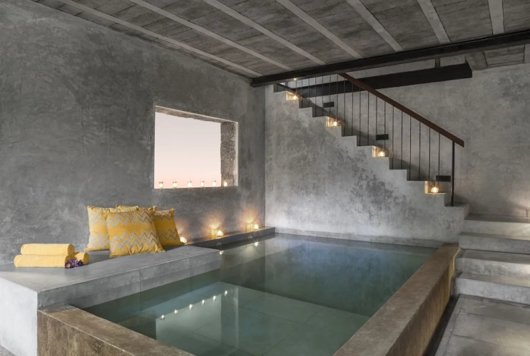 Standard room with balcony