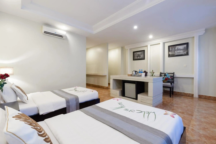 Bayon Shadow Villa