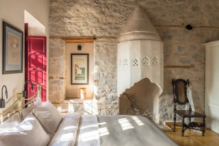 FOS Hydra residence