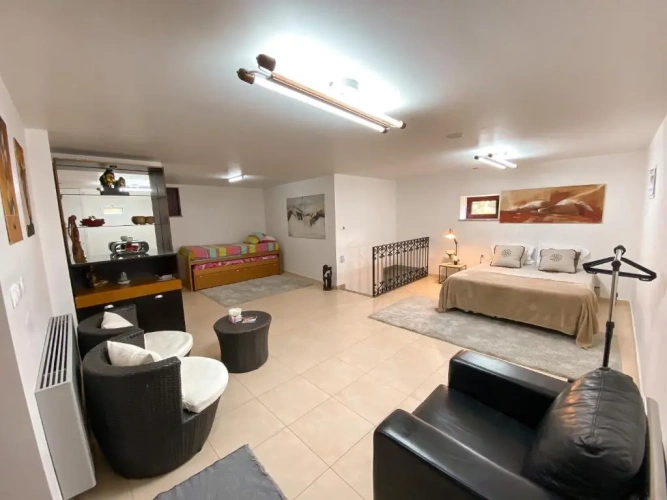 Standard Family room