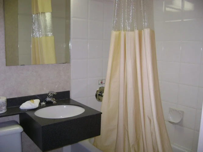 Deluxe Quadruple room with harbour view