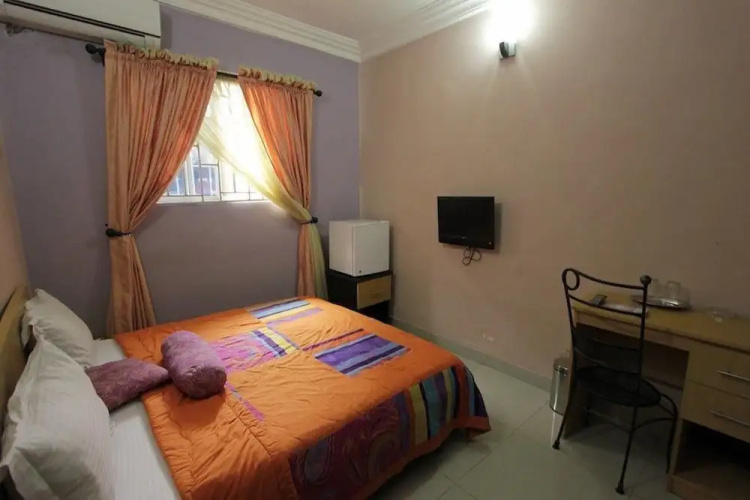Sylva Link Hotel