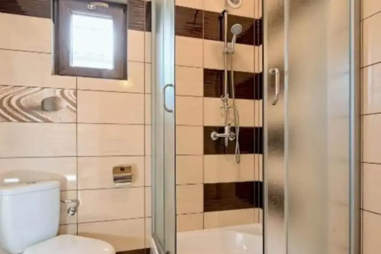 Comfortable Holiday Homes, Bobolin