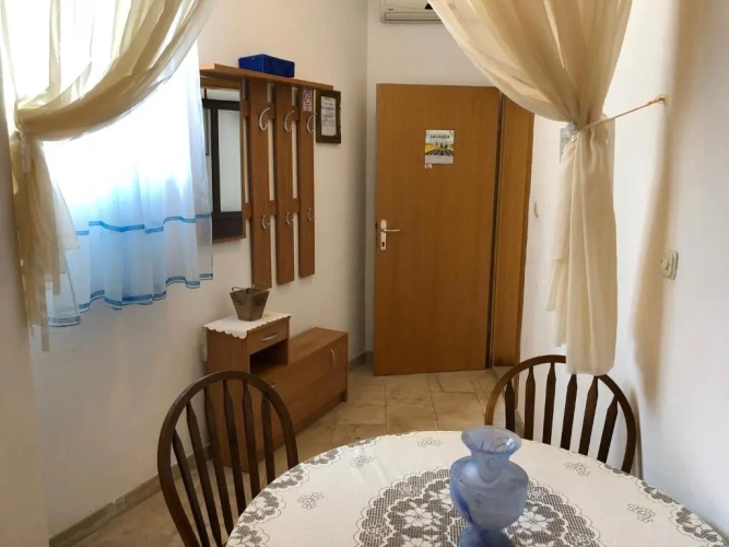 1 Bedroom Basement Apartment