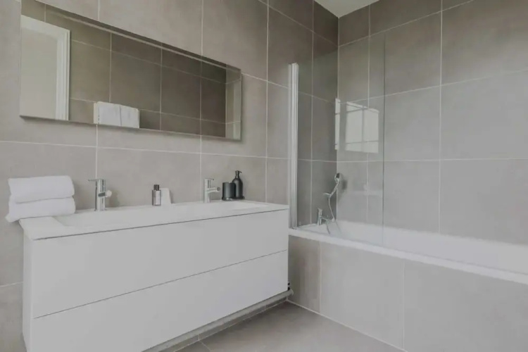 Spacious Apartment - 5br/12p - Chaillot