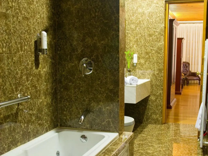 Kyveli Suites