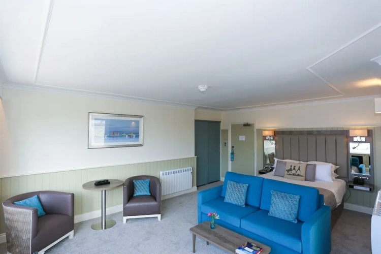 Executive Suite with lake view