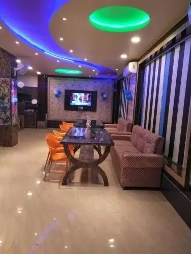HOTELSHAHENSHAH