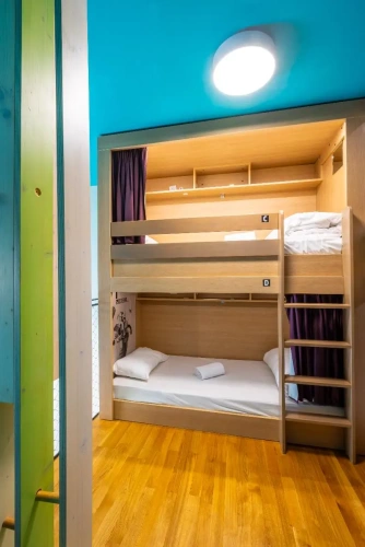 Standard Quadruple Duplex room