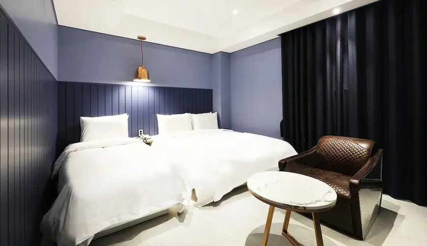 Alma Business Hotel