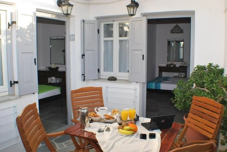 Standard Double room with garden view