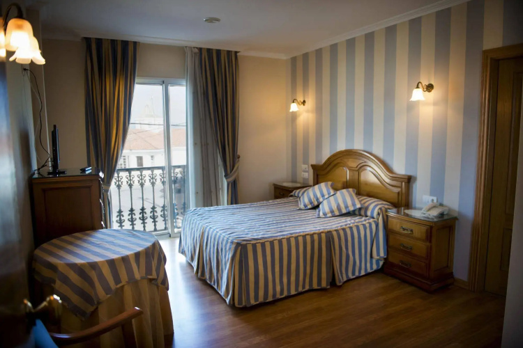 Hotel Alpina