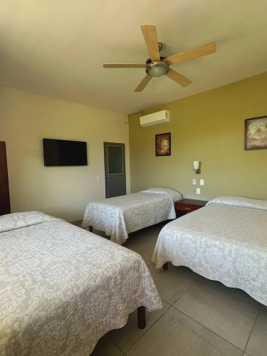 Hotel Gladys