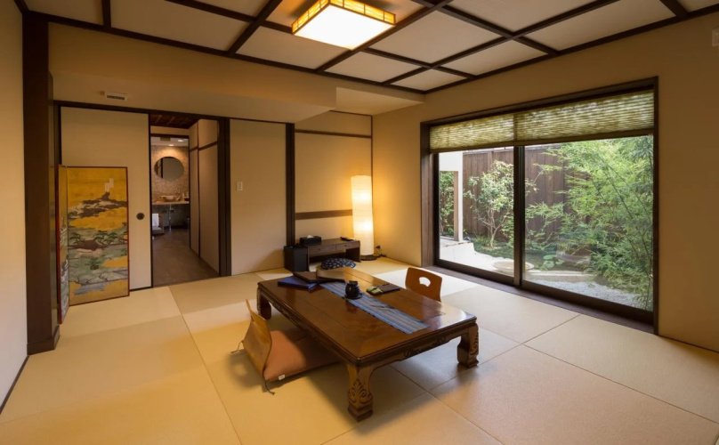 Nazuna Kyoto Nijo-jo