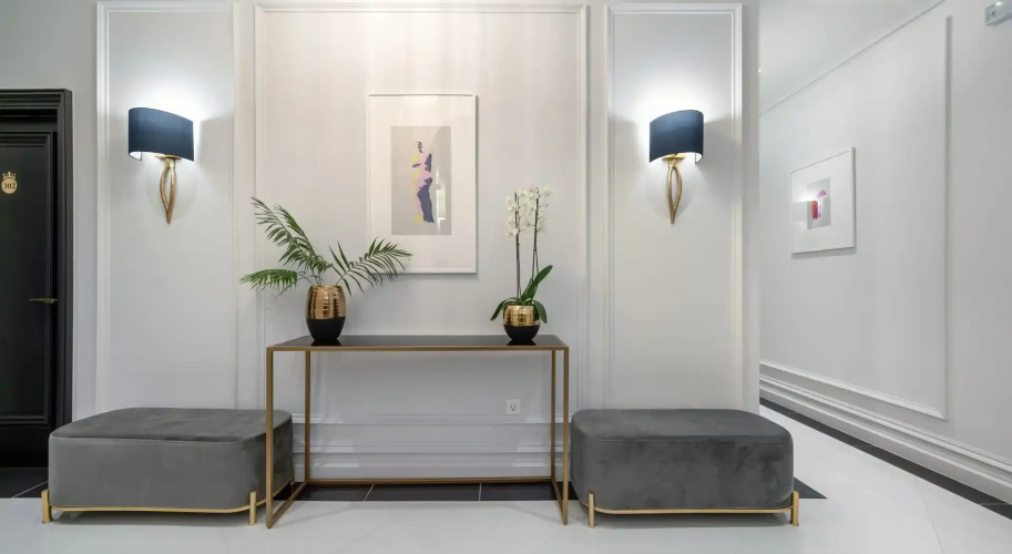 Praxitelous Luxury Suites