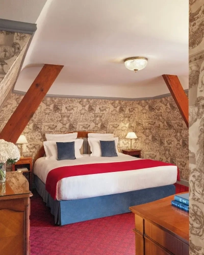 Double Family Apartment with partial sea view