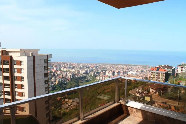 1 Bedroom Apartment with balcony and with sea view