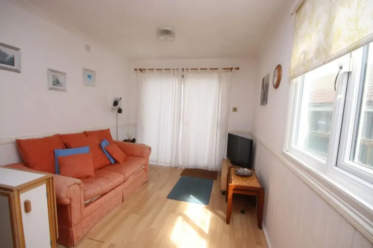 42A Medmerry Park 2 Bedroom Chalet