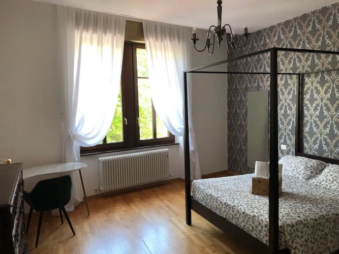 Deluxe Apartment