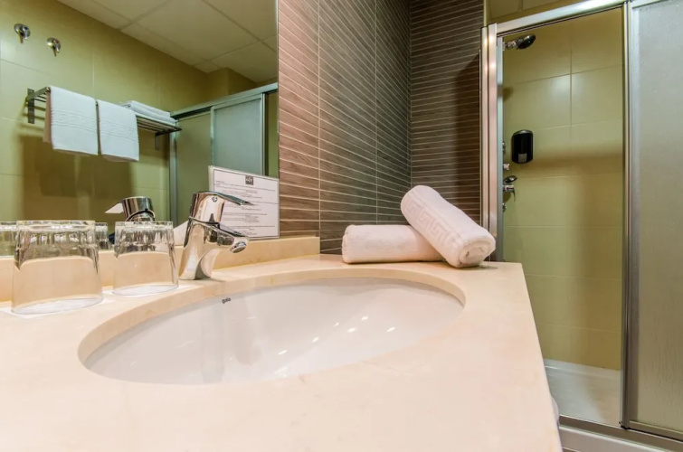 Hotel YIT Alcover