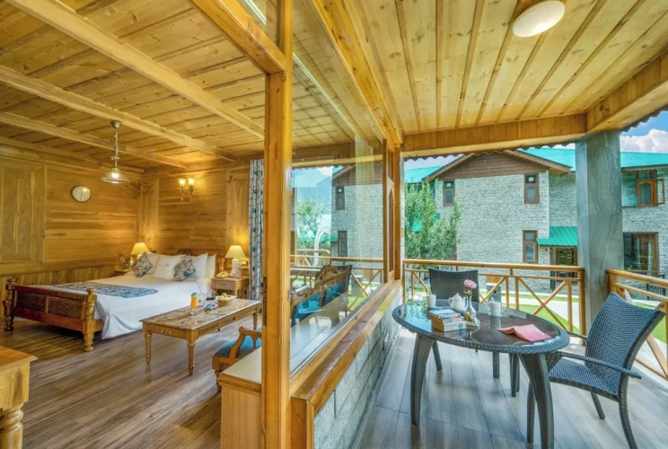 Deluxe Double room with balcony and with garden view
