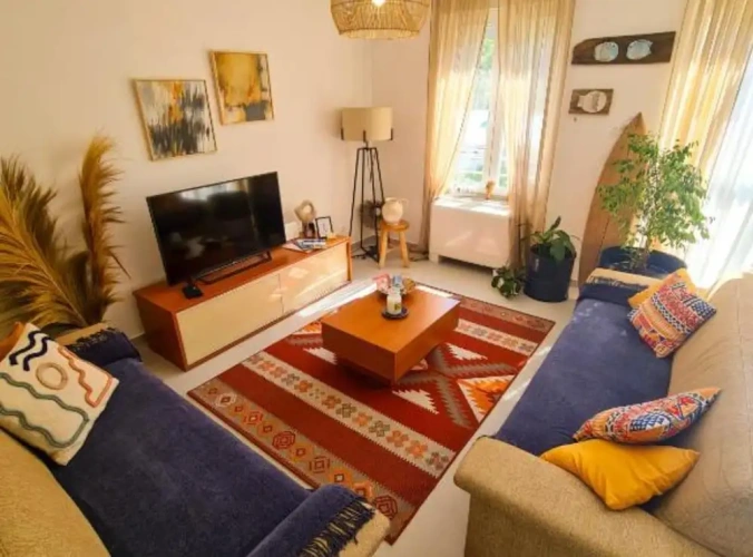 2 Bedrooms Apartment with balcony