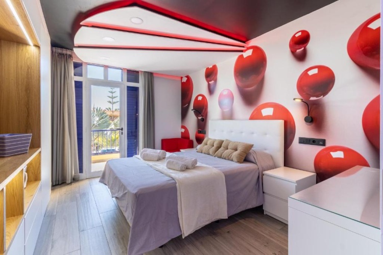 Guest rooms