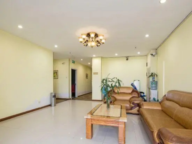 Qiju Hotel