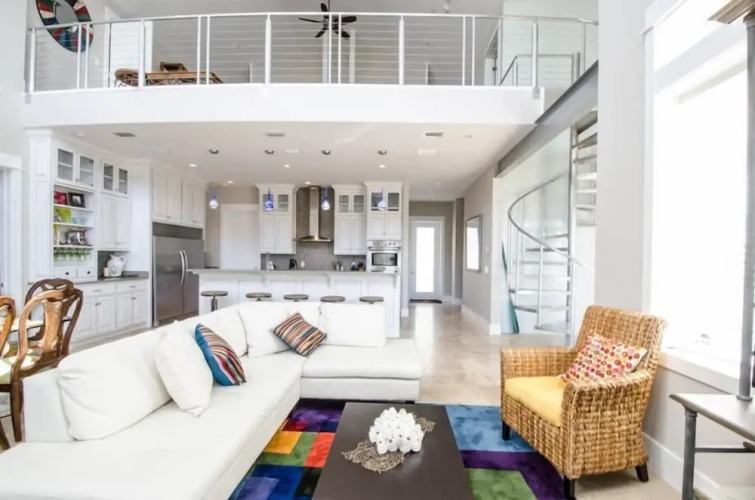 Bella Beach House