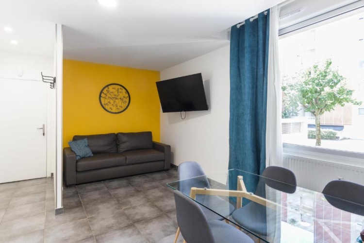 Superior Apartment