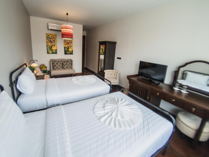 Deluxe Twin room