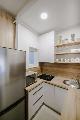 British Square Apartment