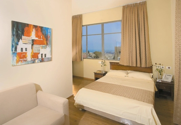 Suite with balcony