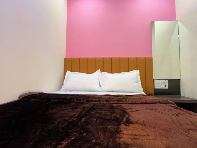 Parel Residency