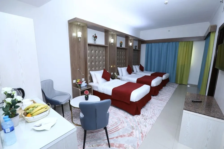Standard Triple room