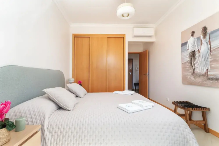 Sea view Apartment with relax Terrace & 2 Swimming pools