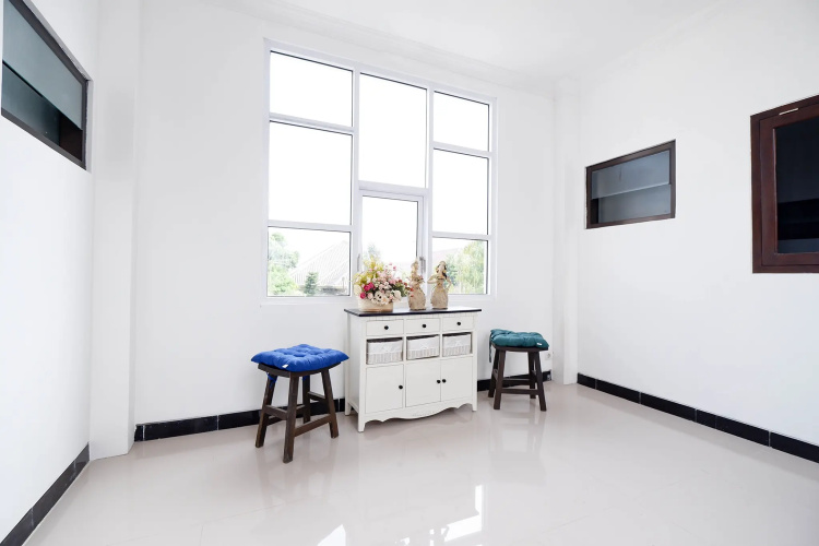 OYO 1611 Four D'home